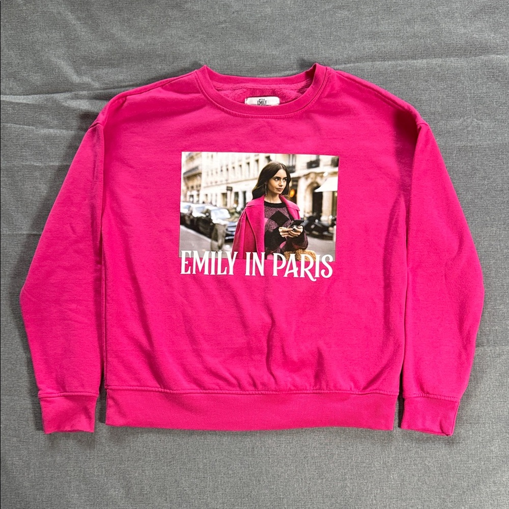 Emily in Paris Pink Size Small‎ Sweatshirt